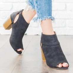 Qupid Shoes Eyelet Cut-Out Chunky Heel Booties