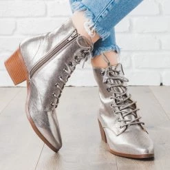 Qupid Shoes Newest Arrivals Fall Lace-up Boots