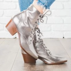 Qupid Shoes Newest Arrivals Fall Lace-up Boots