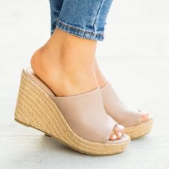 Refresh Newest Arrivals Fashionable Espadrille Mule Wedges