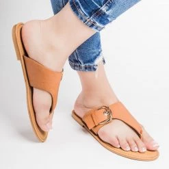 Bamboo Shoes Newest Arrivals Faux Leather Large Buckle Thongs 11 Bamboo Shoes Newest Arrivals Faux Leather Large Buckle Thongs