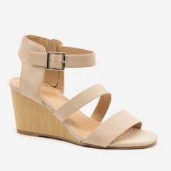 Delicious Shoes Faux Wooden Sandal Wedges