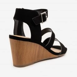 Delicious Shoes Faux Wooden Sandal Wedges
