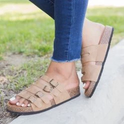 Refresh Four-Buckle Sandals