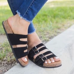 Refresh Four-Buckle Sandals