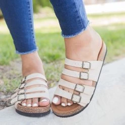 Refresh Four-Buckle Sandals