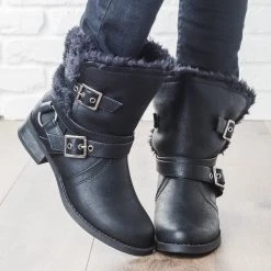 Soda Shoes Fur Lined Buckle Boots