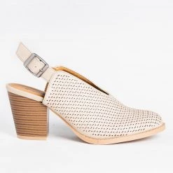 Qupid Shoes Newest Arrivals Gorgeous Laser-Cut Booties