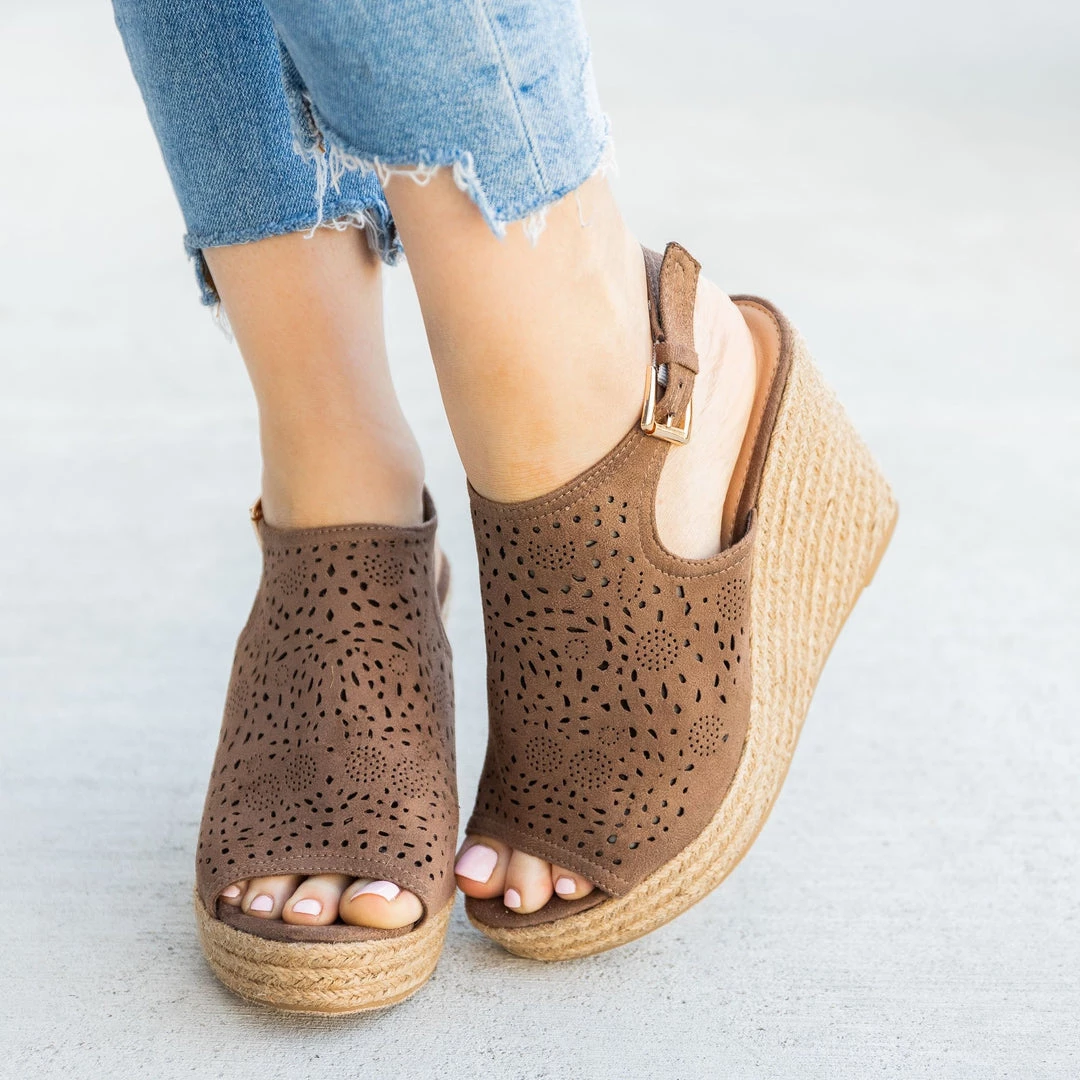 Refresh Gorgeous Laser Cut Open-Toe Espadrille Wedges Newest Arrivals 14 Refresh Gorgeous Laser Cut Open-Toe Espadrille Wedges Newest Arrivals