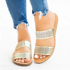Soda Shoes Gorgeous Laser-Cut Summer Slides