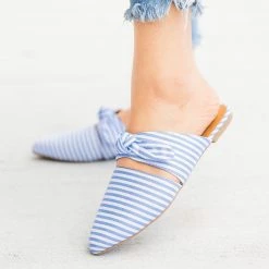 Qupid Shoes Gorgeous Printed Bow Mule Flats 13 Qupid Shoes Gorgeous Printed Bow Mule Flats