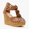 Refresh Gorgeous Stappy Flower Wedges