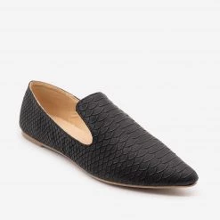 Mata Newest Arrivals Matte Black Snake Print Loafers