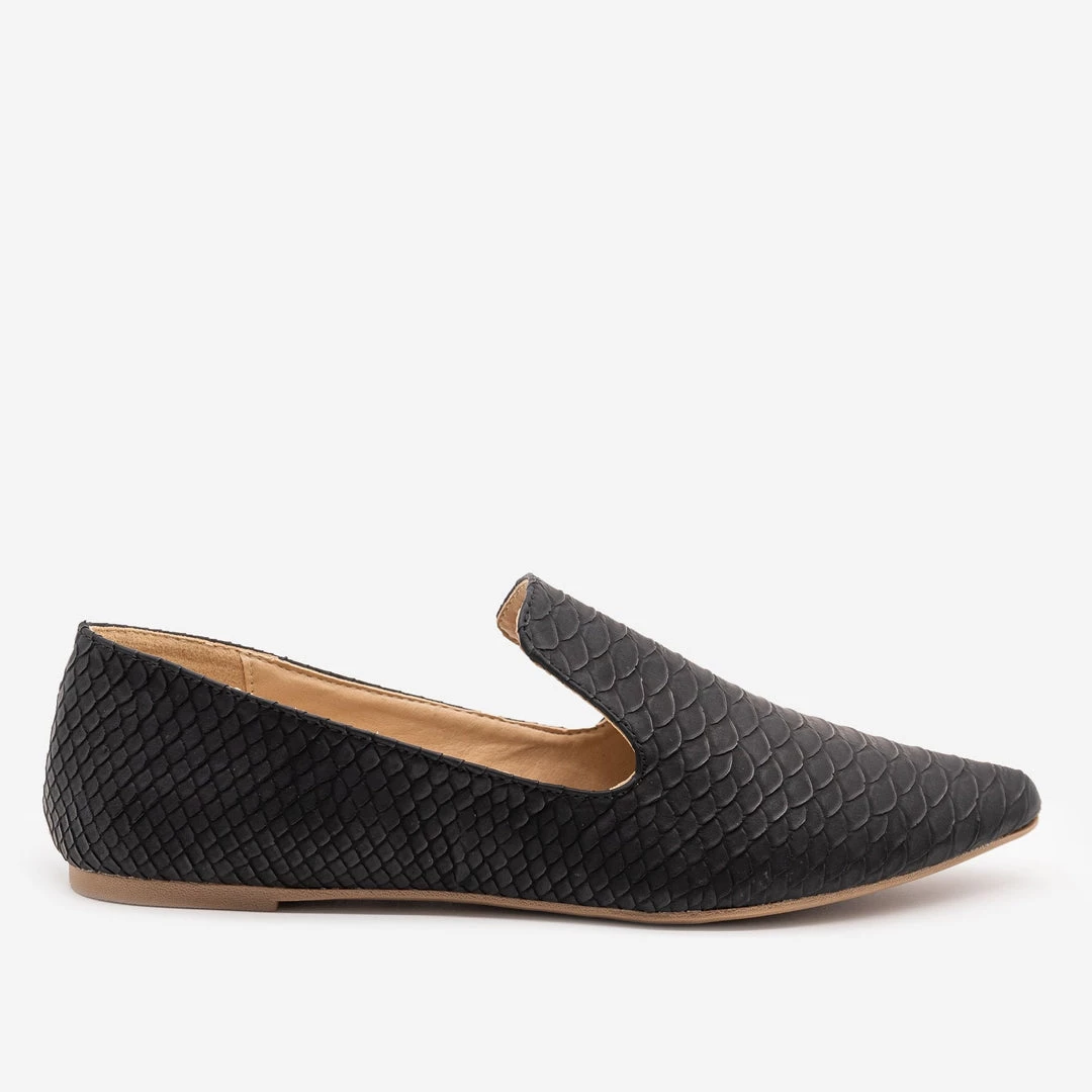 Mata Newest Arrivals Matte Black Snake Print Loafers 1 Mata Newest Arrivals Matte Black Snake Print Loafers