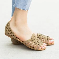 City Classified Shoes Open-Toe Huarache Style Sandal Flats FINAL SALE