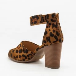 Refresh Open-Toed Studded Chunky Heels