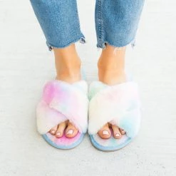 Forever Pastel Criss-Cross Slides