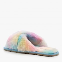 Forever Pastel Criss-Cross Slides