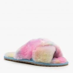 Forever Pastel Criss-Cross Slides