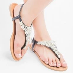 Qupid Shoes Pearly Thong Sandals