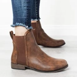 Chase & Chloe Perfect Vintage Chelsea Boots
