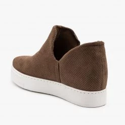 Bamboo Shoes Pinhole Inner Wedge Sneakers