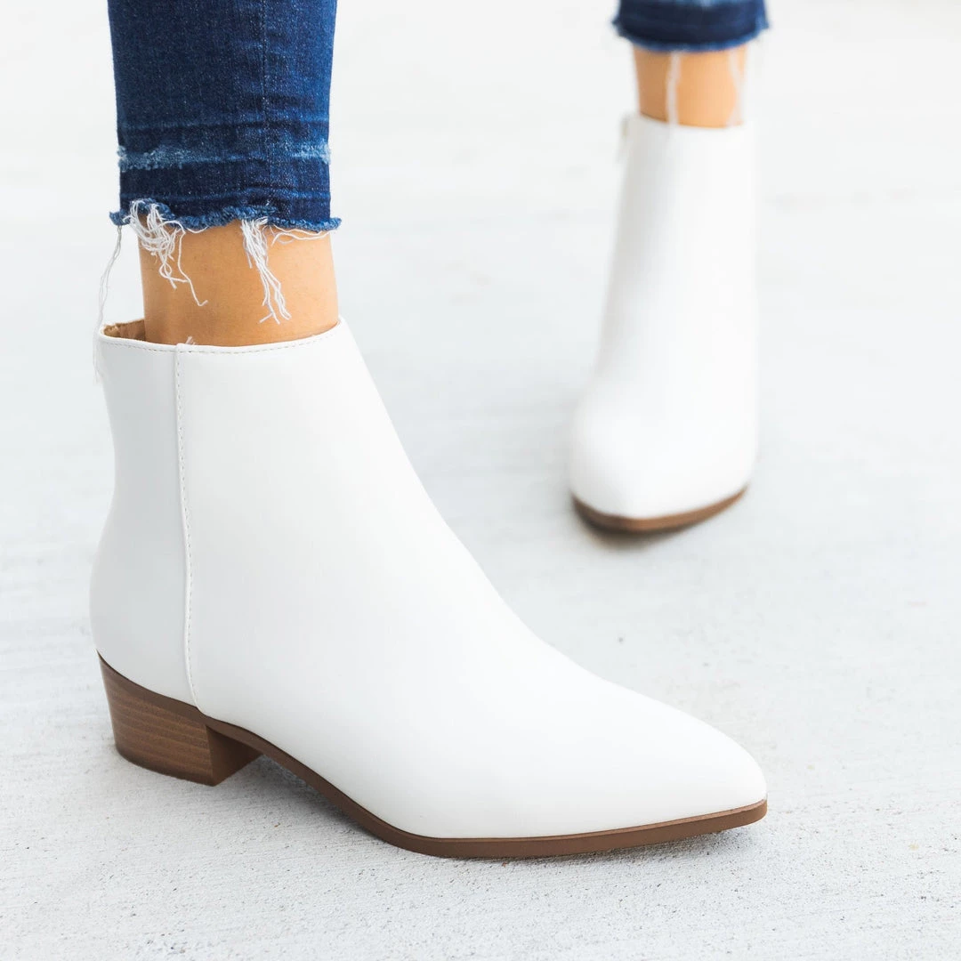 City Classified Shoes Pointed Ankle Booties Newest Arrivals 2 City Classified Shoes Pointed Ankle Booties Newest Arrivals