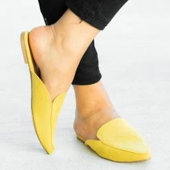 Qupid Shoes Pointed Toe Mules