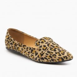 Refresh Pointed Toe Slip-on Loafers