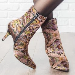 Qupid Shoes Pointed Toe Stiletto Boots