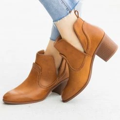 Qupid Shoes Posh Burnished Toe Western Booties FINAL SALE