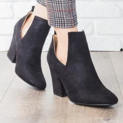 Qupid Shoes Posh Cut-Out Bootie Heels Newest Arrivals