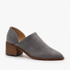 ARider Girl Posh Cut-Out Fashion Heels