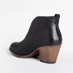 Mata Posh Zipper Trim Booties 10 Mata Posh Zipper Trim Booties