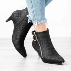 Mark & Maddux Posh Zippered Kitten Heel Booties 6 Mark & Maddux Posh Zippered Kitten Heel Booties