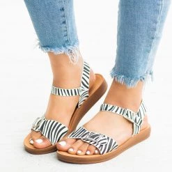 Forever Printed Buckled Fashion Sandals 15 Forever Printed Buckled Fashion Sandals