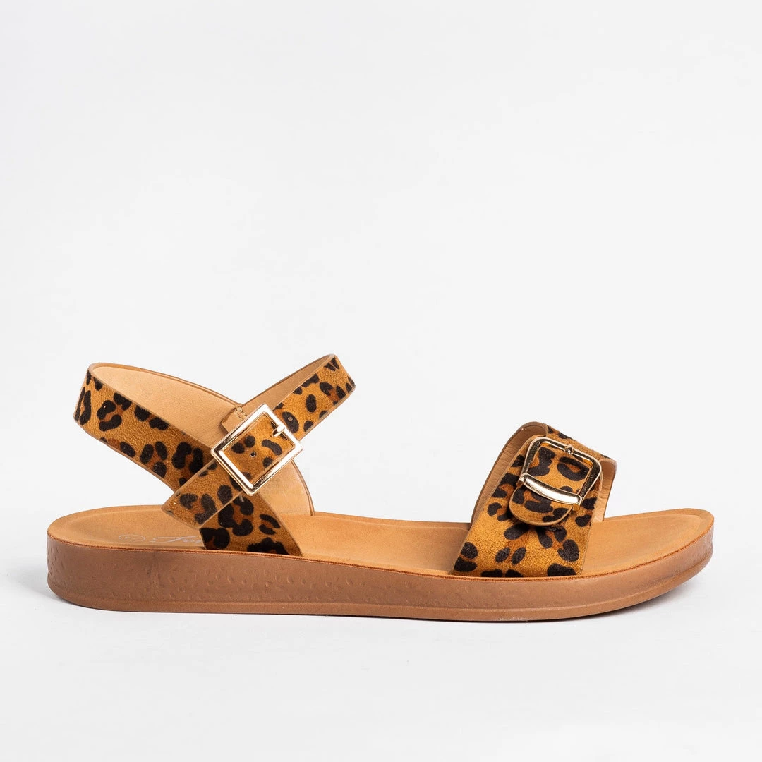 Forever Printed Buckled Fashion Sandals 3 Forever Printed Buckled Fashion Sandals