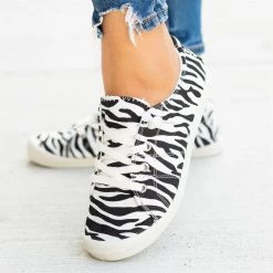 Forever Newest Arrivals Printed Comfort Canvas Fashion Sneakers