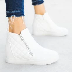La Sheelah Shoes Newest Arrivals Quilted Inner Wedge Sneakers