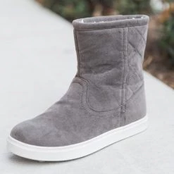 Refresh Quilted Winter Boots 19 Refresh Quilted Winter Boots