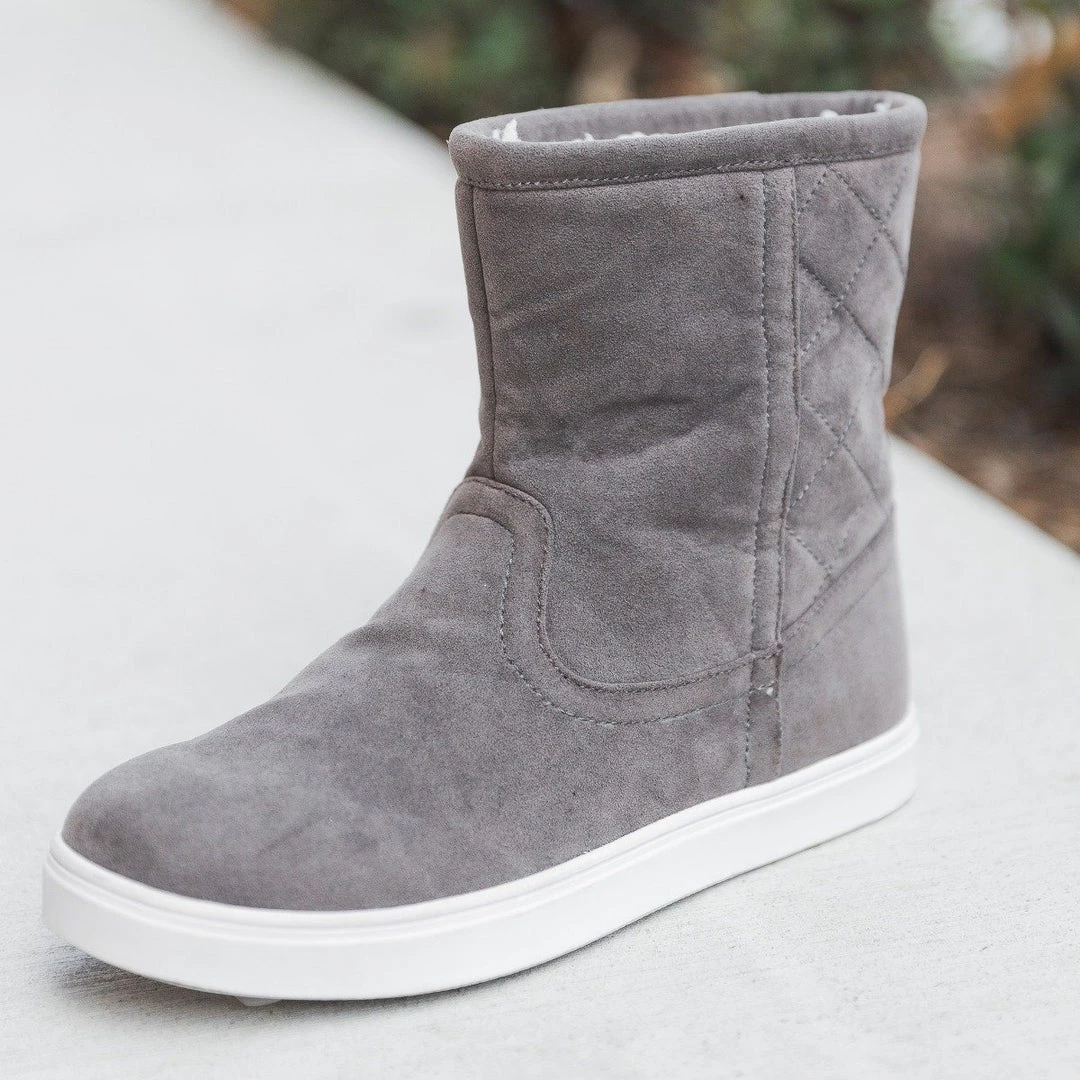 Refresh Quilted Winter Boots 10 Refresh Quilted Winter Boots