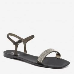 Qupid Shoes Rhinestone Bedazzled Jelly Sandals 10 Qupid Shoes Rhinestone Bedazzled Jelly Sandals