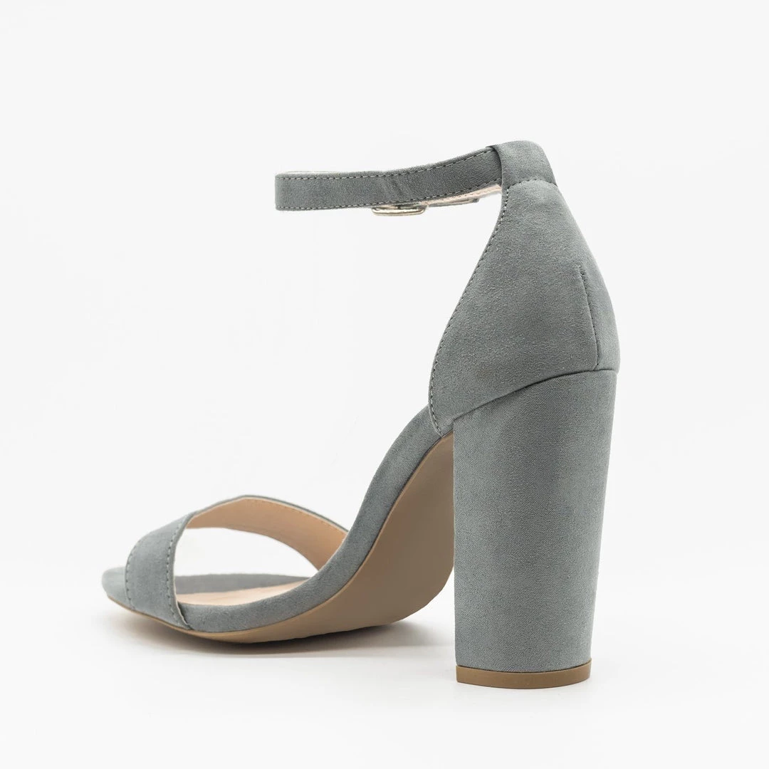 Qupid Shoes Sassy Ankle Strap Chunky Heels 4 Qupid Shoes Sassy Ankle Strap Chunky Heels