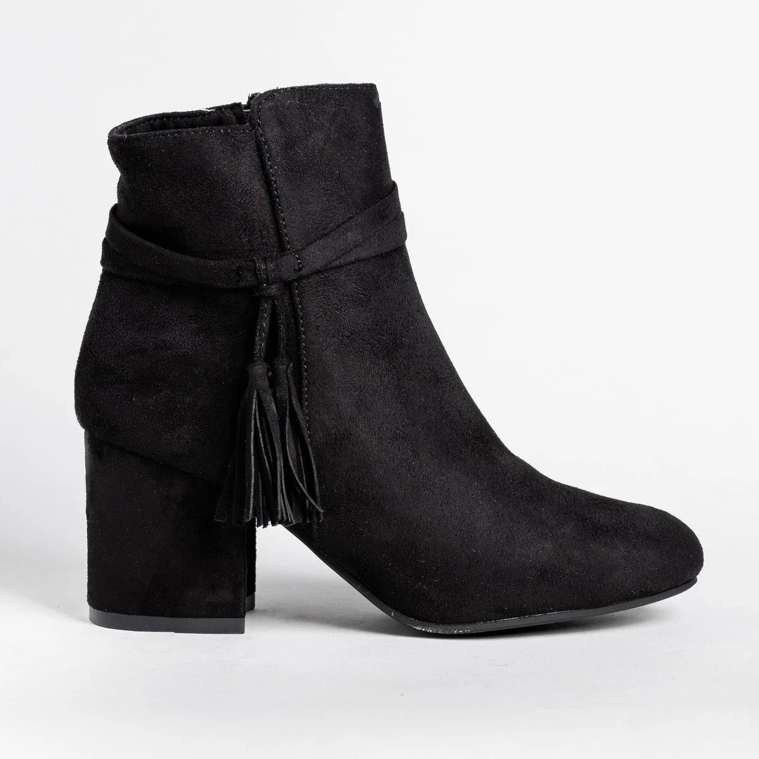 Refresh Sassy Belted Tassel Booties FINAL SALE Newest Arrivals 3 Refresh Sassy Belted Tassel Booties FINAL SALE Newest Arrivals