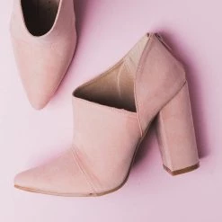 Fahrenheit Sassy Pointed Toe Booties