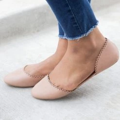 Qupid Shoes Scalloped D'orsay Flats Newest Arrivals 9 Qupid Shoes Scalloped D'orsay Flats Newest Arrivals