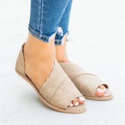 Qupid Shoes Scalloped Side Cut Flats Newest Arrivals