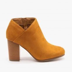 Refresh Side Cut Ankle Booties 18 Refresh Side Cut Ankle Booties