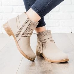 Soda Shoes Side Tie Fall Boot Newest Arrivals 11 Soda Shoes Side Tie Fall Boot Newest Arrivals