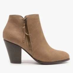 City Classified Shoes Sleek Essential Fashion Booties Newest Arrivals